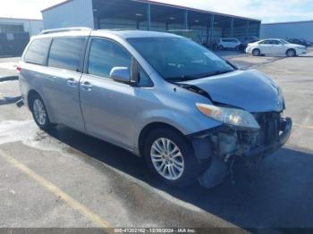  Salvage Toyota Sienna