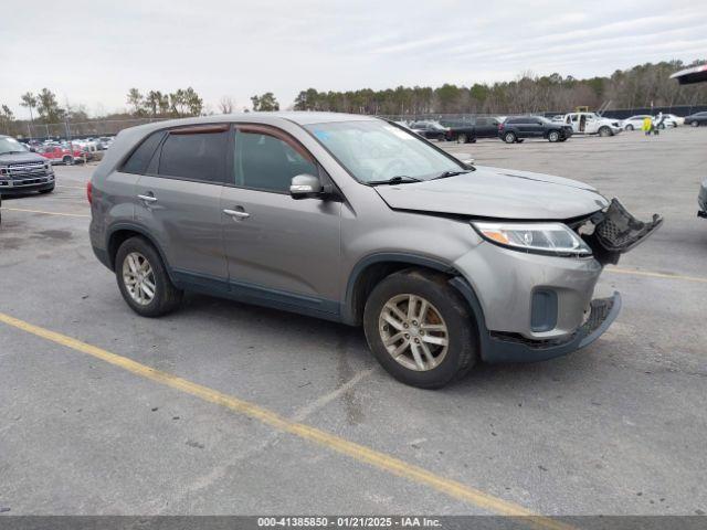  Salvage Kia Sorento