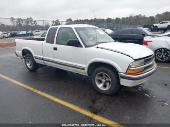  Salvage Chevrolet S-10