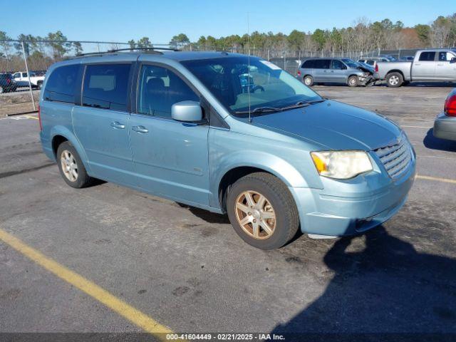  Salvage Chrysler Town & Country