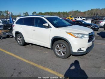  Salvage Toyota Highlander