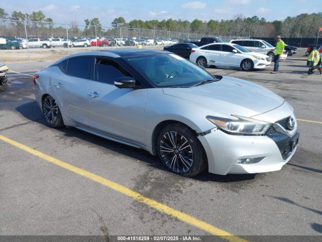  Salvage Nissan Maxima