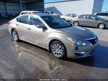  Salvage Nissan Altima