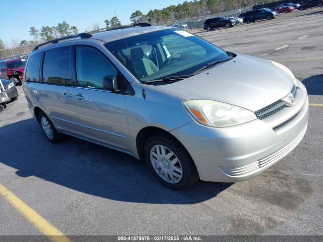  Salvage Toyota Sienna