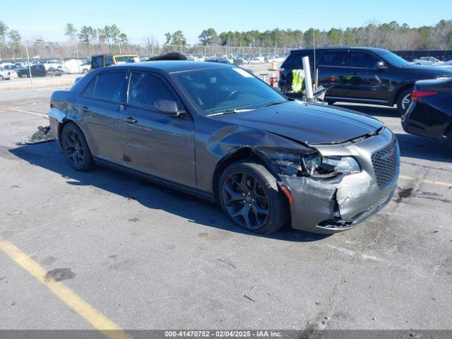  Salvage Chrysler 300