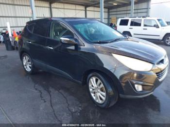  Salvage Hyundai TUCSON