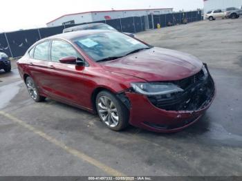  Salvage Chrysler 200