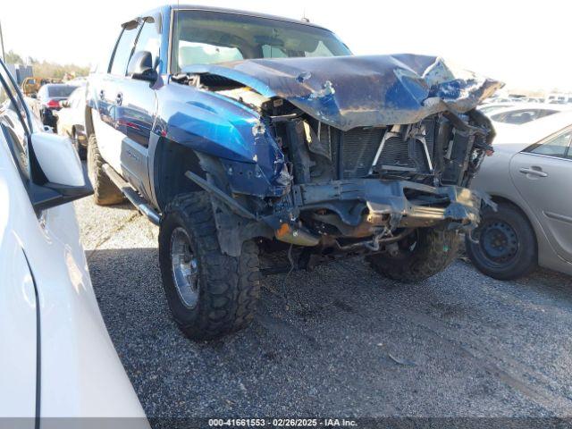  Salvage Chevrolet Avalanche 1500