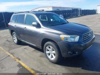  Salvage Toyota Highlander