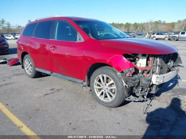 Salvage Nissan Pathfinder