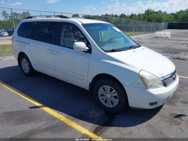  Salvage Kia Sedona