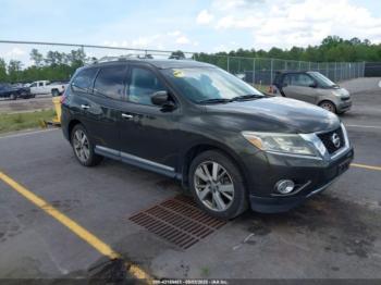  Salvage Nissan Pathfinder