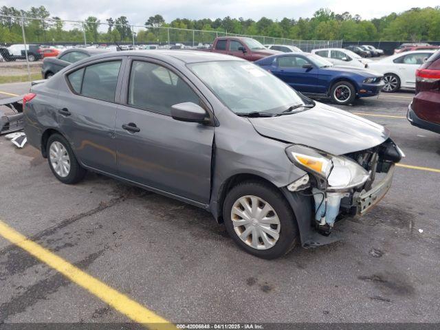  Salvage Nissan Versa