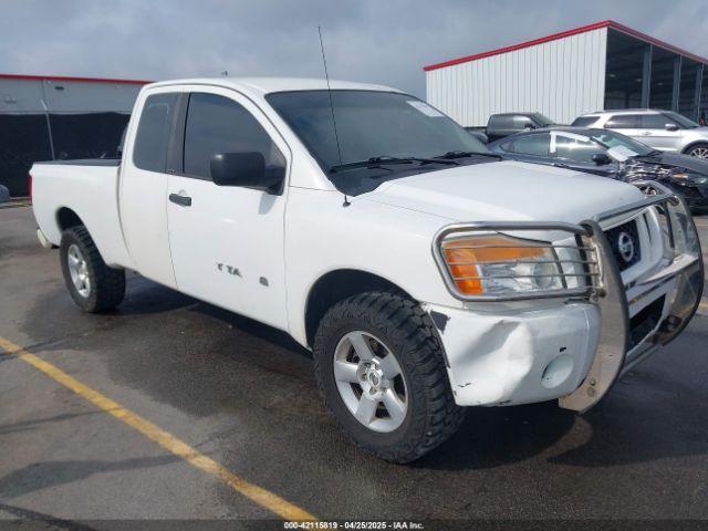  Salvage Nissan Titan