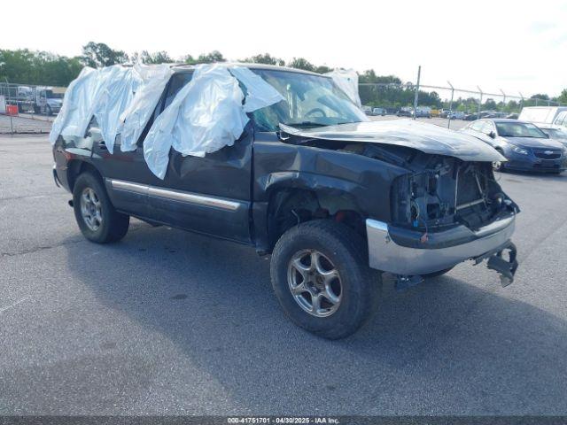  Salvage GMC Yukon
