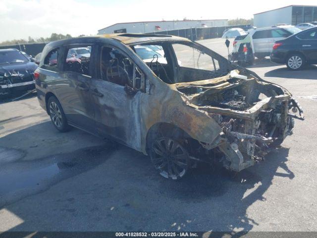  Salvage Honda Odyssey