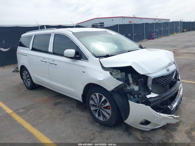  Salvage Kia Sedona