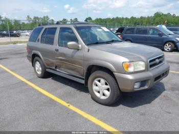  Salvage Nissan Pathfinder