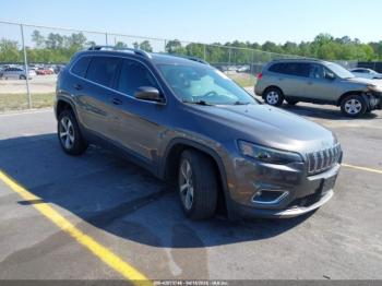  Salvage Jeep Cherokee