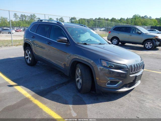  Salvage Jeep Cherokee