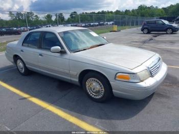  Salvage Ford Crown Victoria