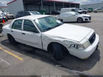 Salvage Ford Crown Victoria