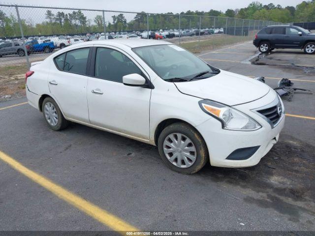  Salvage Nissan Versa