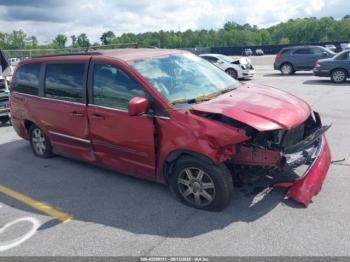  Salvage Chrysler Town & Country