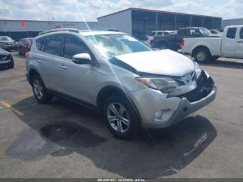  Salvage Toyota RAV4