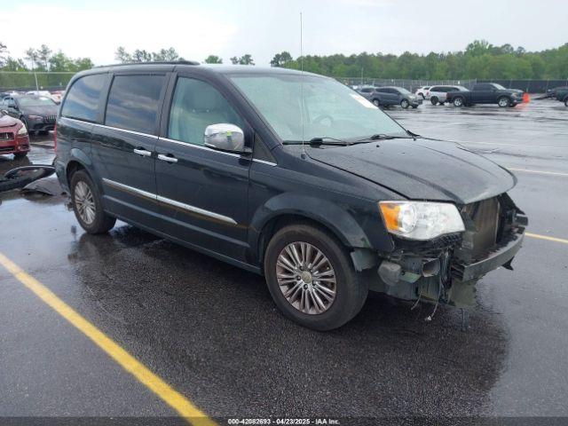  Salvage Chrysler Town & Country