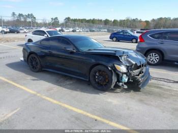  Salvage Ford Mustang