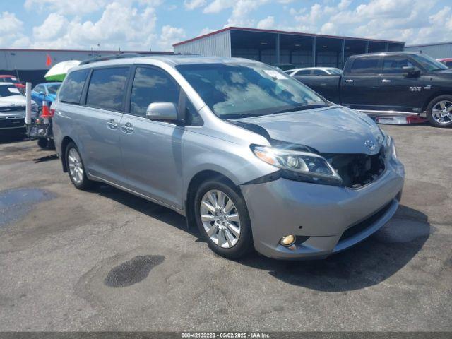  Salvage Toyota Sienna