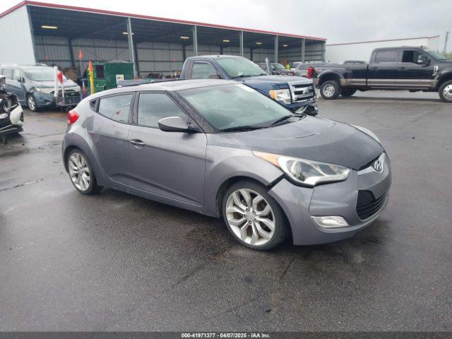  Salvage Hyundai VELOSTER
