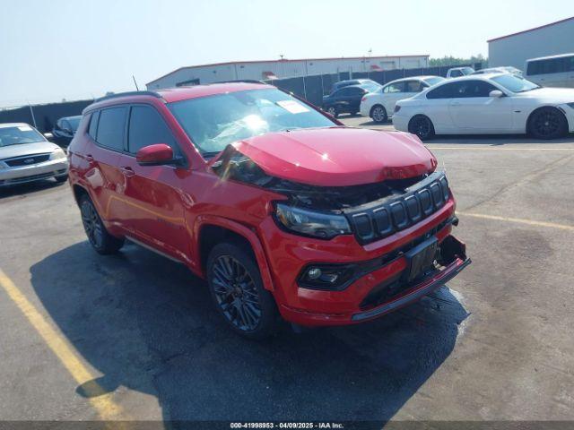  Salvage Jeep Compass