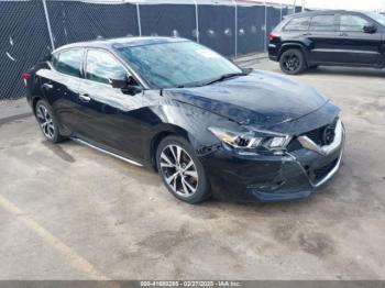  Salvage Nissan Maxima