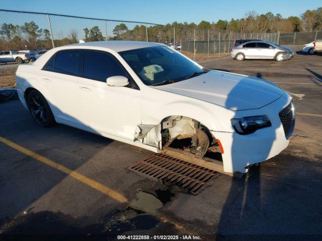 Salvage Chrysler 300