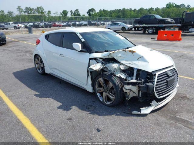  Salvage Hyundai VELOSTER
