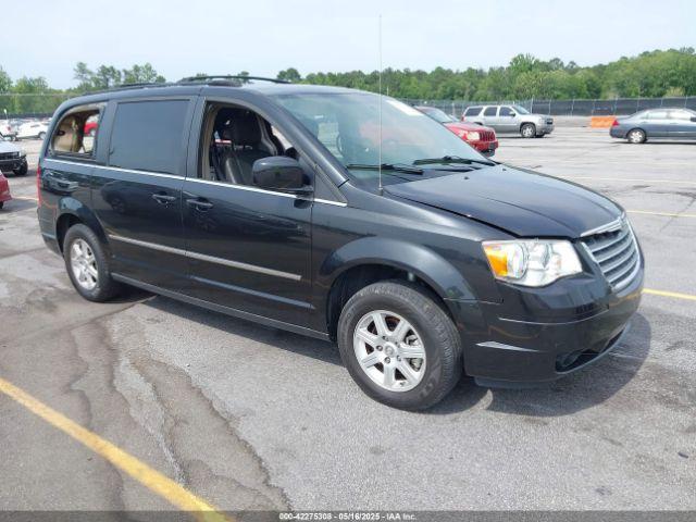  Salvage Chrysler Town & Country