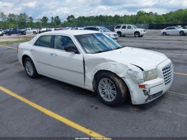  Salvage Chrysler 300