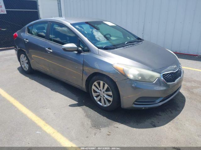  Salvage Kia Forte