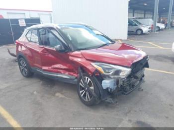  Salvage Nissan Kicks
