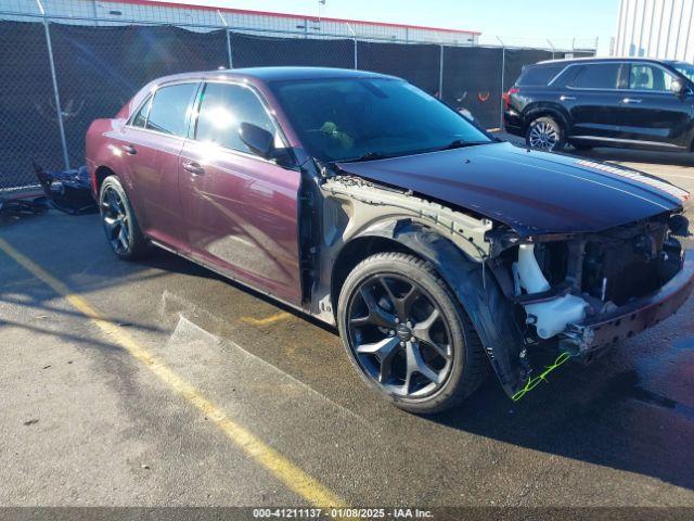  Salvage Chrysler 300