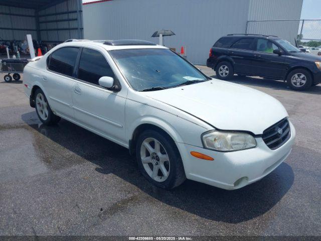  Salvage Nissan Maxima