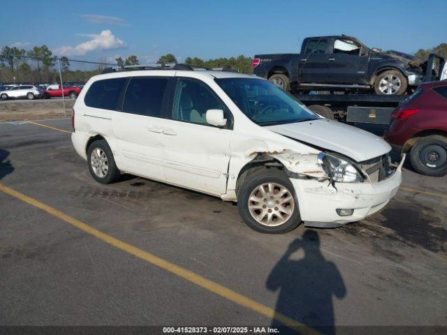  Salvage Kia Sedona