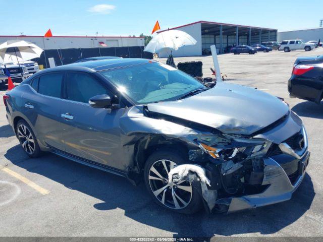  Salvage Nissan Maxima