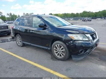  Salvage Nissan Pathfinder