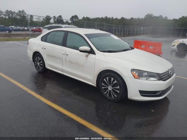  Salvage Volkswagen Passat