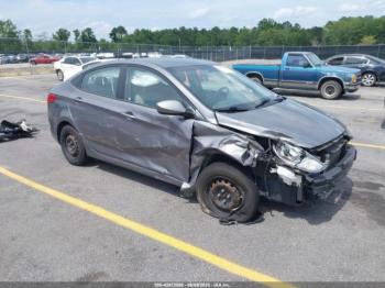  Salvage Hyundai ACCENT