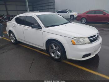  Salvage Dodge Avenger