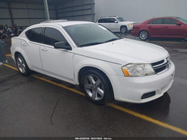  Salvage Dodge Avenger
